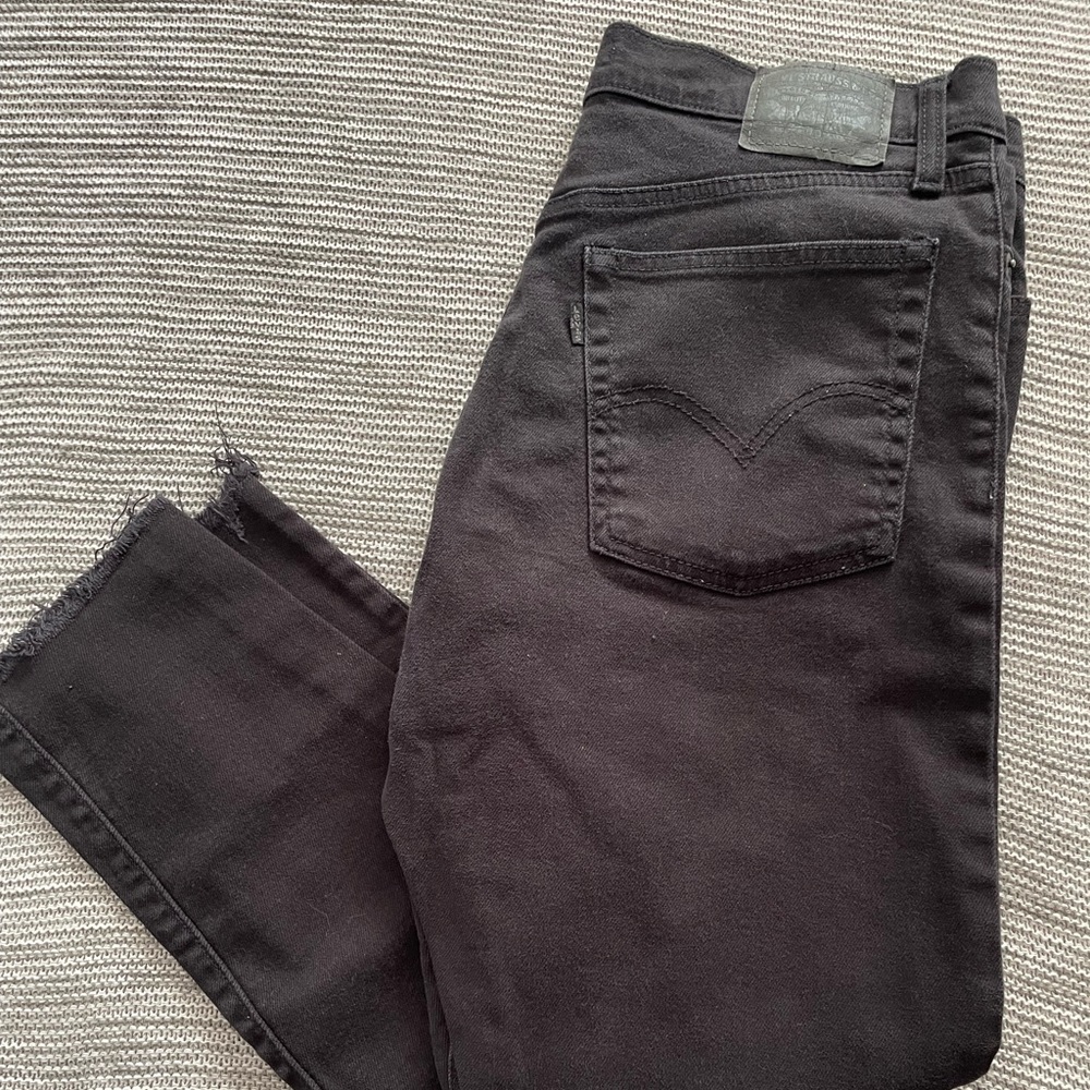 Levi's Women's Black Ankle Jeans